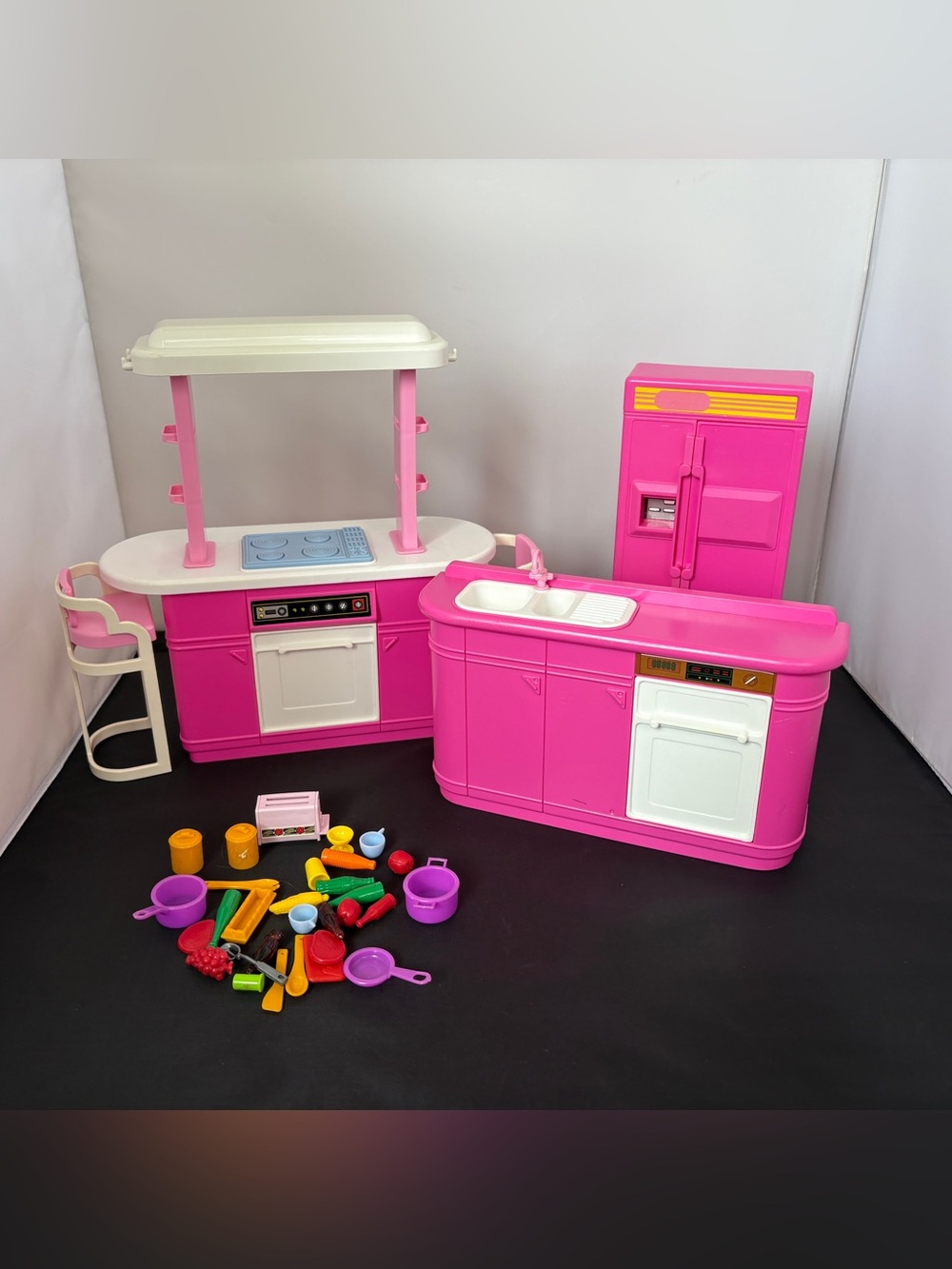 VTG Barbie Kitchen Playset 1990 Refrigerator Stove Sink Oven Chairs Accessories